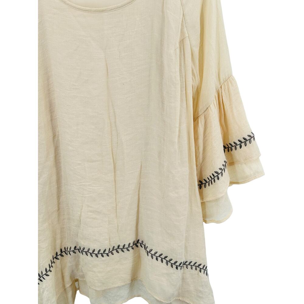 Indigo Soul Cream Blouse w/ Black Accents Women’s L | EUC - Picture 11 of 11